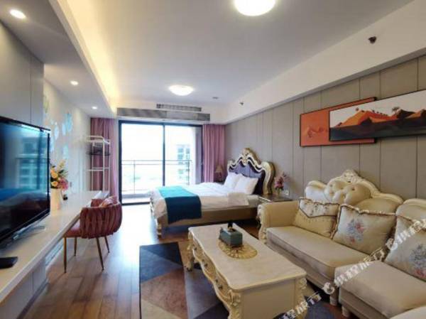 Yunshangju Theme Apartment