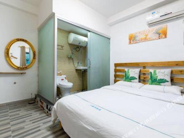 Shen Zhen Da Peng Jiao Chang Wei Xiao Bao Bei Hai Bian Inn