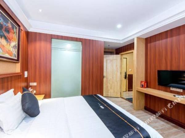 Shen Zhen Hua Ying Jing Pin Jiu Dian (Shi Yan Qi Che Zhan Dian )