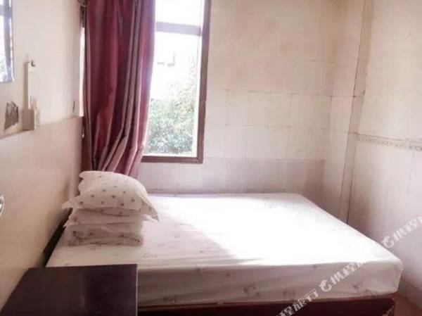 Dong Fa Lu Guan (Shen Zhen Huang Bei Ling Dian )