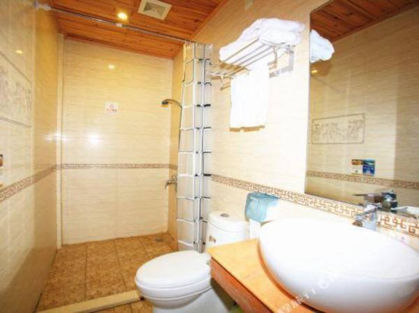 Dongchong Hongshuwan Shuian Holiday Inn