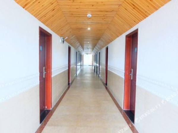 Dongchong Hongshuwan Shuian Holiday Inn