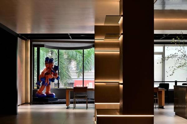 LIA力亚酒店（深圳前海宝安中心翻身地铁站店）