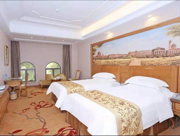 Vienna Hotel Shantou Longhu South Taishan Road