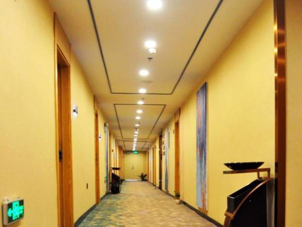 GreenTree Inn Shantou Haimen Lianhuafeng