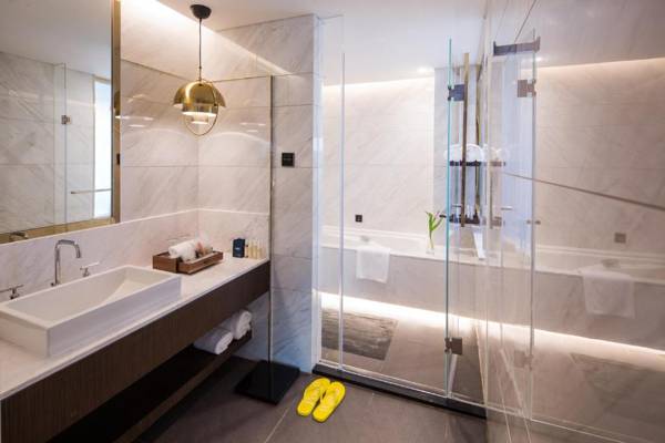 Golden Tulip Shanghai Rainbow