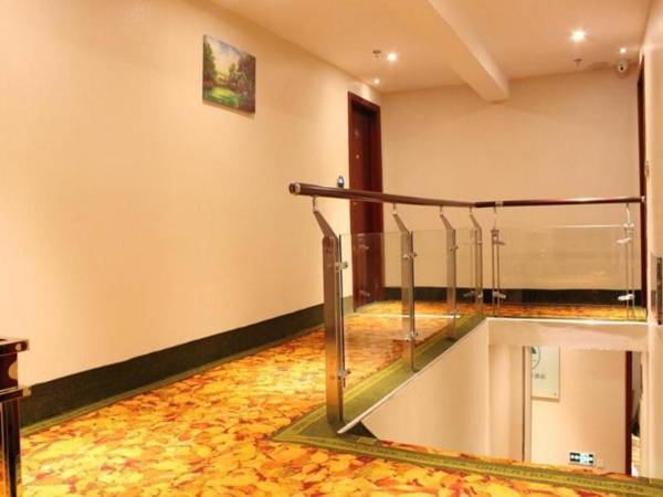 GreenTree Inn Shanghai Gucun Shuichan West Road Shell Hotel