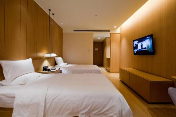 Starway Shanghai Anting Motor City Hotel