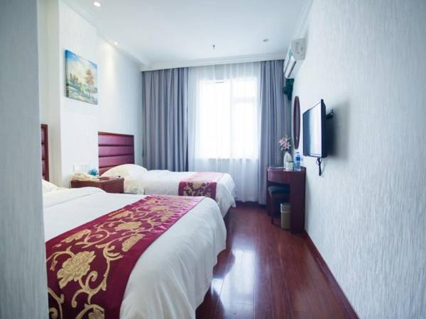 GreenTree Inn Shanghai FTA Waigaoqiao Free Trade Zone North Subway Station Shell Hotel