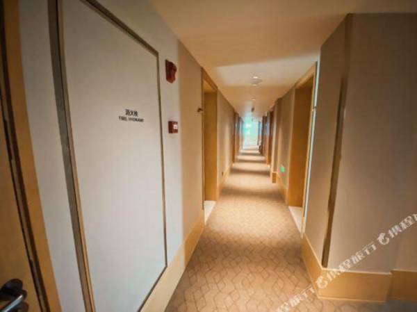 Ji Hotel Shanghai Sichuan Bei Road Metro Station