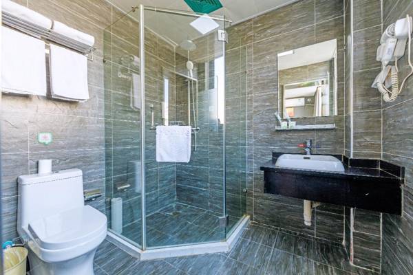 Hi Inn Shanghai Jiading New Town Hotel