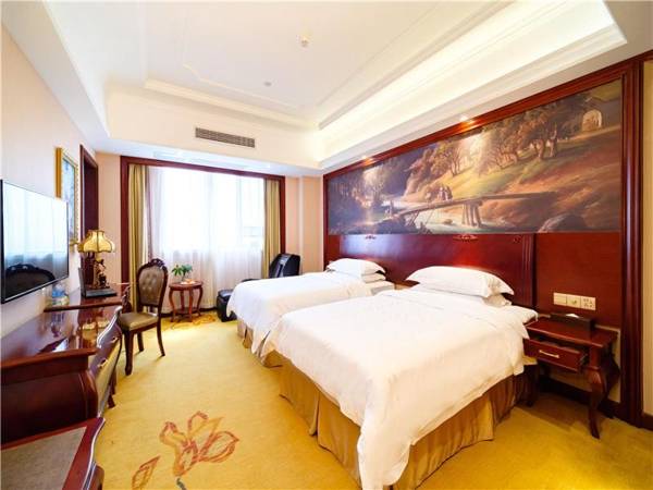 Vienna International Hotel Shanghai International Tourism and Resorts Zone