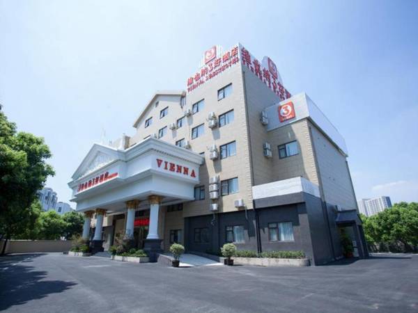 Vienna 3 Best Shanghai Baoshan Fengxiang Road