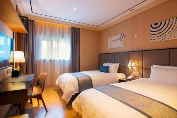 Yitel Shanghai Zhongshan Park