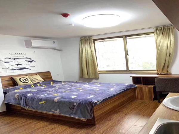 California Apartment HongMei Road Branch