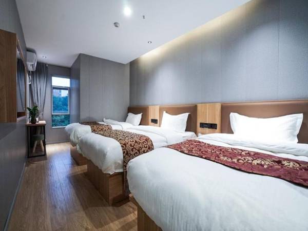 Green Alliance Baoshan Shanghai University Qihua Road Metro Station