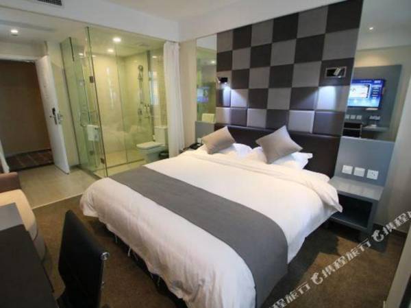 Zhotels (Shanghai International Tourist Resort Xiuyan Road Metro Station)