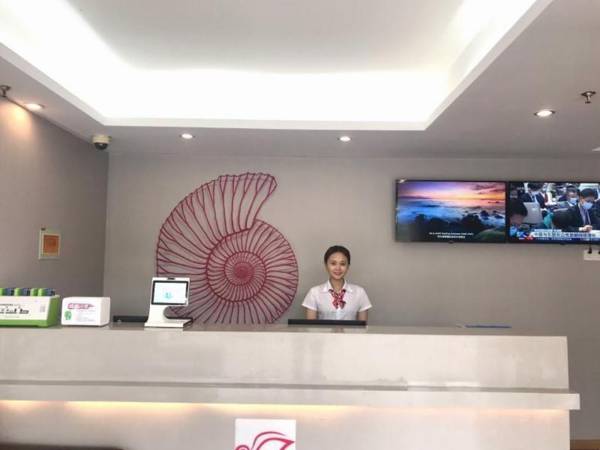 Shell Hotel Shanghai Minhang District Wenjing Road Metro Station