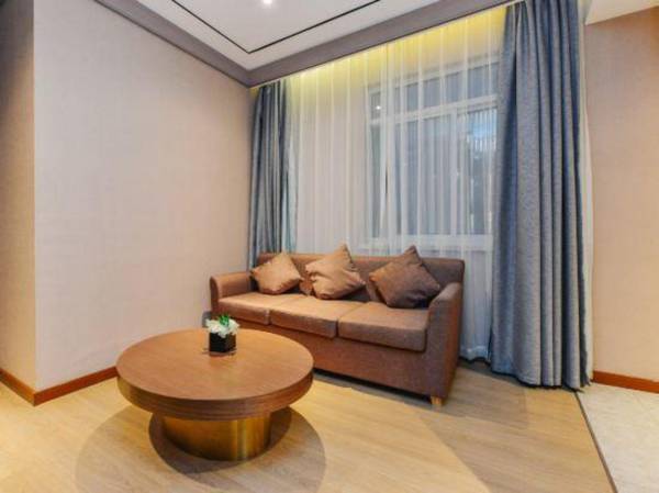 Yitel Premium (Shanghai Wujiaochang Metro Station)