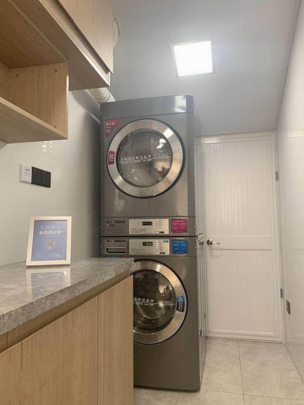 Hanting Premium Hotel Youjia Shanghai Century Avenue Metro Station