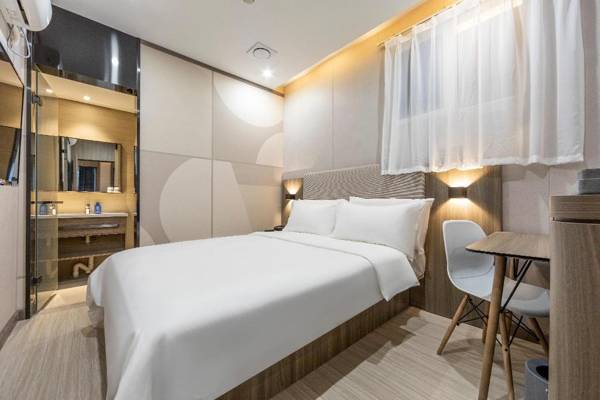 Hanting Hotel Shanghai Xujiahui Stadium Metro Station