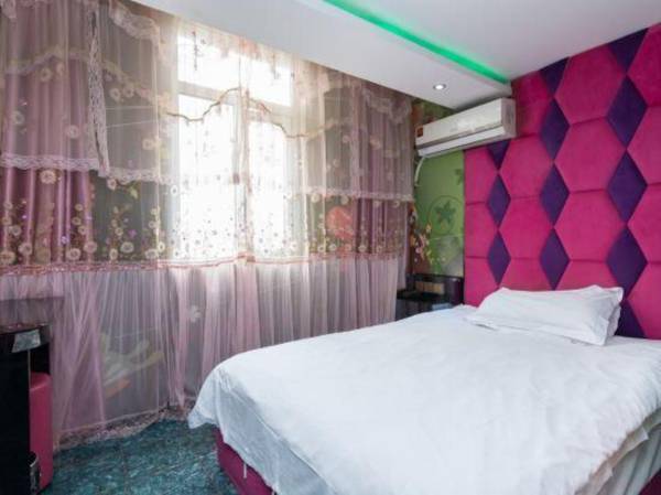 Zexuan Boutique Hotel (Subway Station Store Zhenping Road Shanghai)