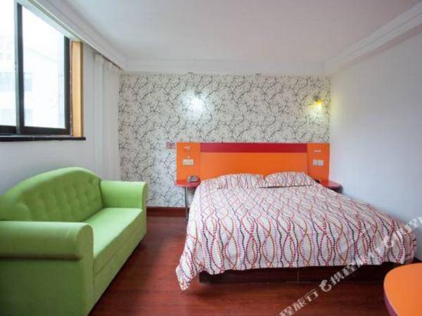 Pod Inn (Shanghai Kongjiang Road Xinhua Hospital)