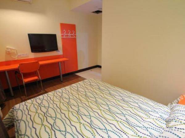 Pod inn(Shanghai Xincun Road Metro Station Tongji Hospital Branch)