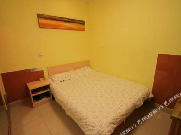 Stars 99 Motel (Shanghai Jiangwan Stadium Branch)