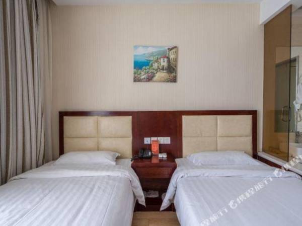 Shanghai Liantai Holiday Hotel (Gongfu Xincun Metro Station)