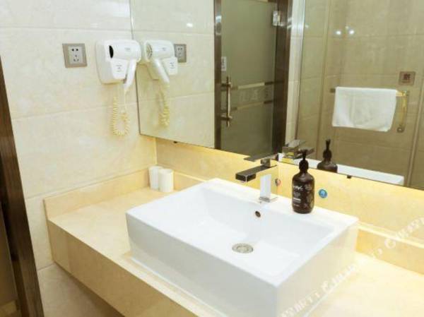 Sushi Light Luxury Hotel (Shanghai Songjiang Rongle East Road)