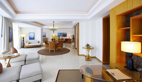 Sheraton Sanya Yalong Bay Resort