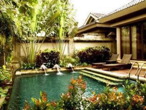 Qixian Yaochi Conifer Spring Resort