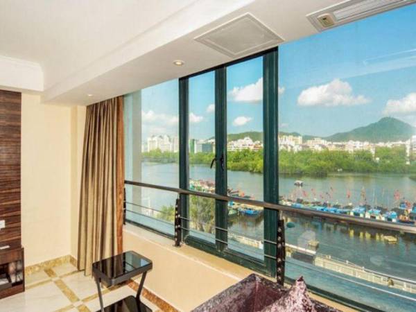 Starway Hotel Sanya First Market Branch