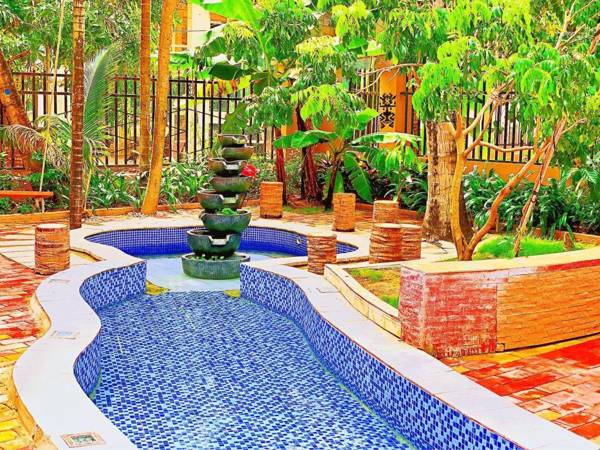 Sanya Jinji Liyuan Guesthouse