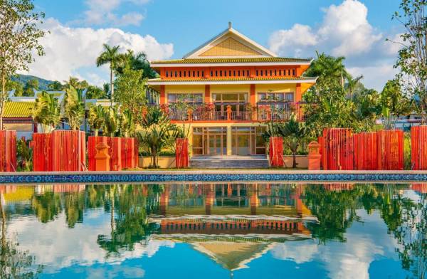 Wuzhishan Six Arts Palace Villa