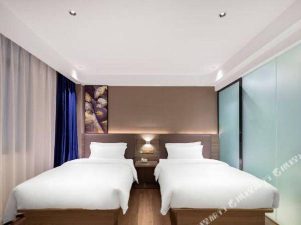 7 Premium (Sanya Eternal Love University Town Store)