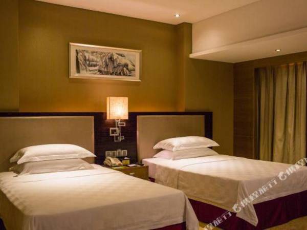 Aile Crown Holiday Hotel