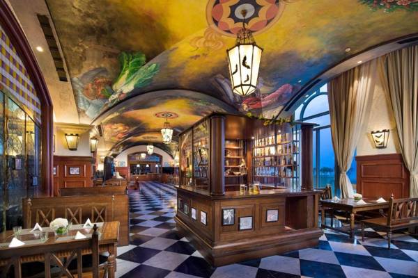 Crowne Plaza Ocean Spring Resort an IHG Hotel