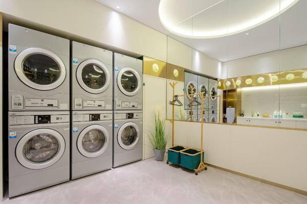 Atour Light Hotel Qingdao International Convention Center