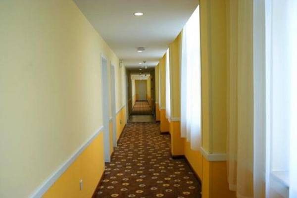 Home Inn-Qingdao Chongqing Zhong Road Licang Walking Street