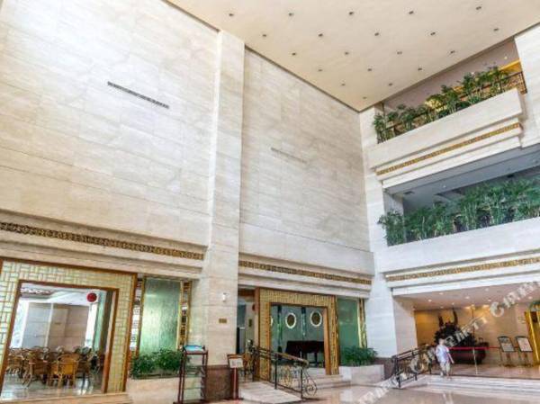 Oriental International Hotel