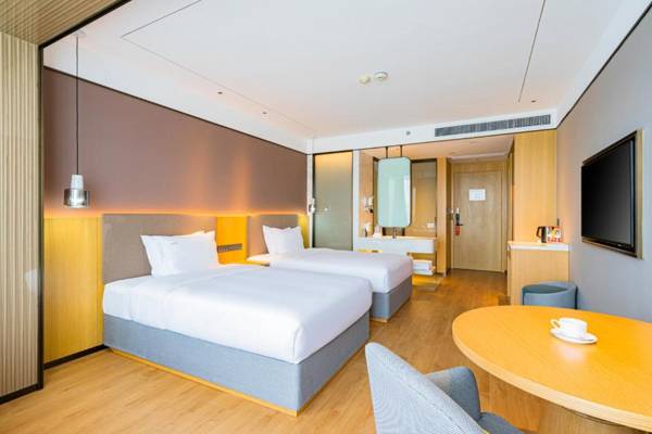 Holiday Inn One Thousand Island Lake an IHG Hotel