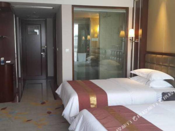 Hoting Holiday Hotel