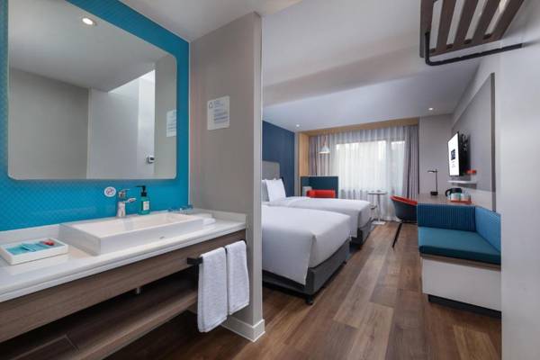 Holiday Inn Express Ningbo City Center an IHG Hotel