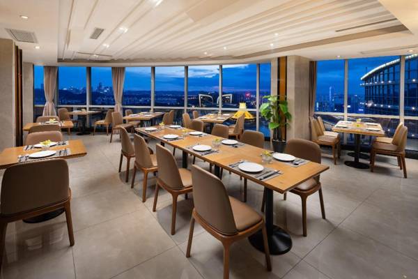 Nanning Champs Elysees Hotel