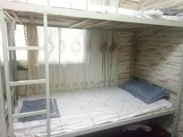 Qianan Hostel