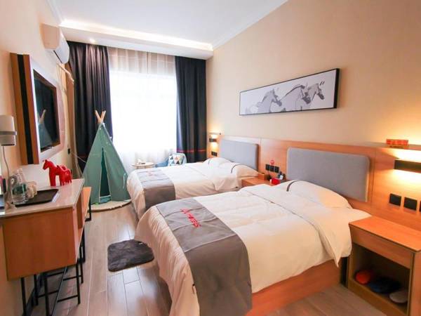 JUN Hotels Gangxi Nanning Wuming Xiangshan Avenue