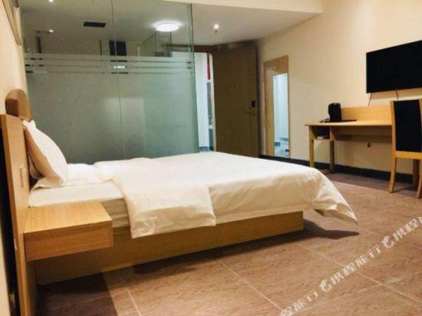 Youxiao Hotel (Nanning Guangxi University Subway Station Store)