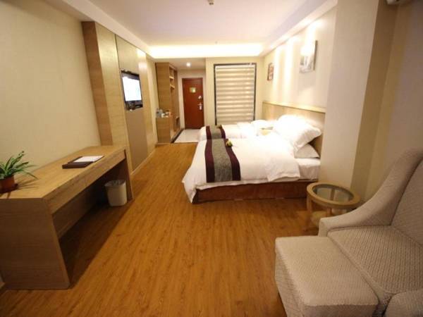GreenTree Inn Jiangsu Wuxi Huishan High-Speed Rail Qianzhou Chongwen Road Business Hotel